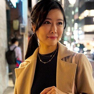 ewdx-352 戒心强的清纯上品人妻成为色鬼之前的全纪录